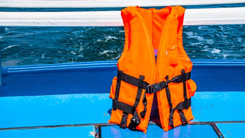 6 Ways To Keep Everyone Safe After a Boating Accident