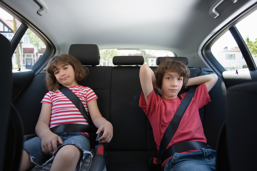 What are the backless booster seat laws in Arizona?
