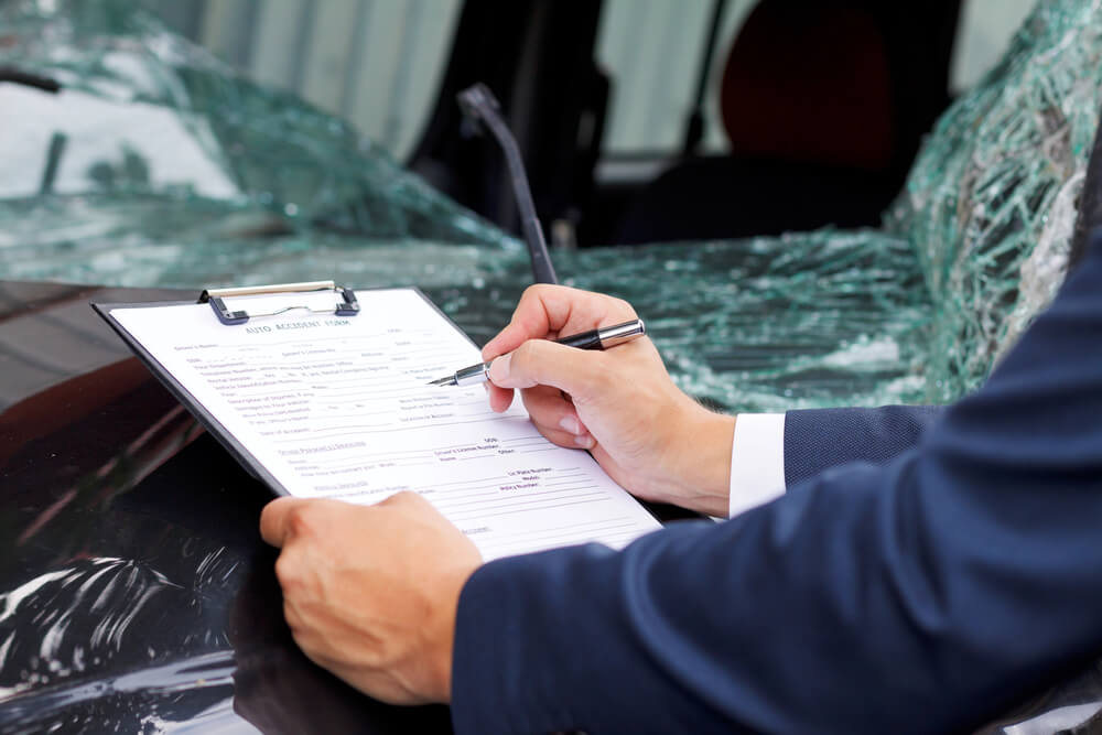 how much to expect from insurance with a car accident in california