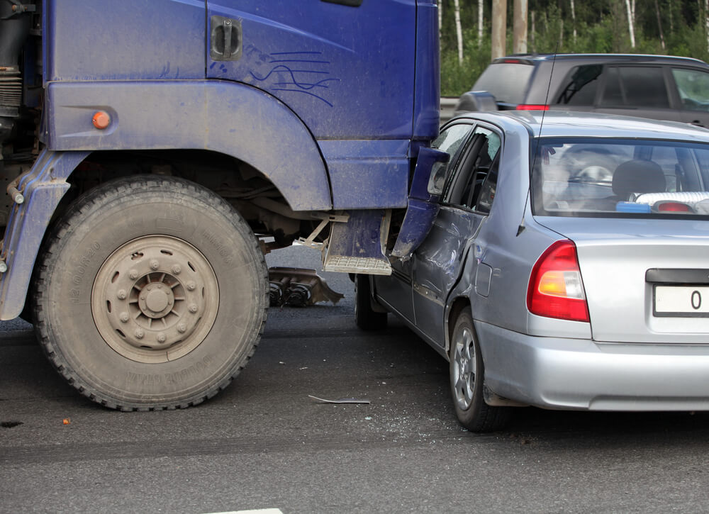 T-bone accidents are a common type of truck accident.