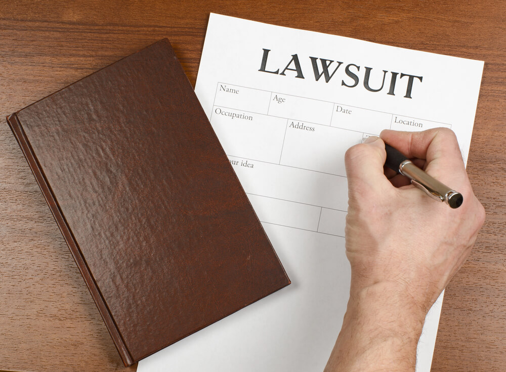 Can renters insurance help pay for a lawsuit? 